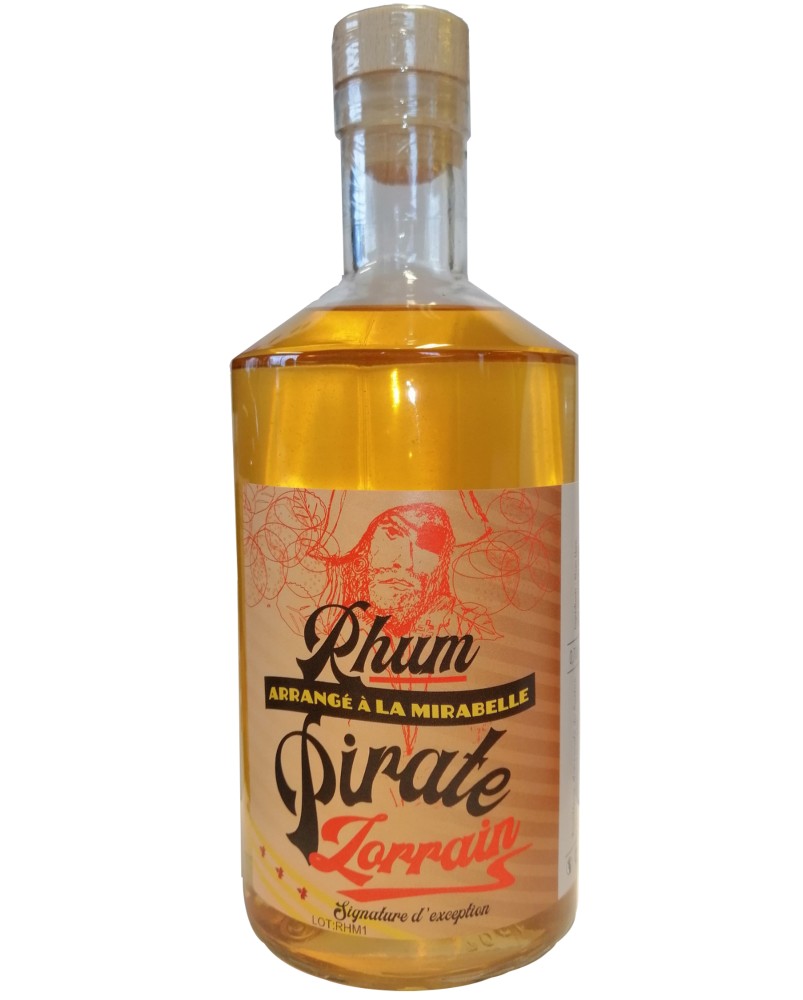 Rhum arrangé à la mirabelle de Lorraine le Pirate Lorrain, produit par la Distillerie du Castor (57)